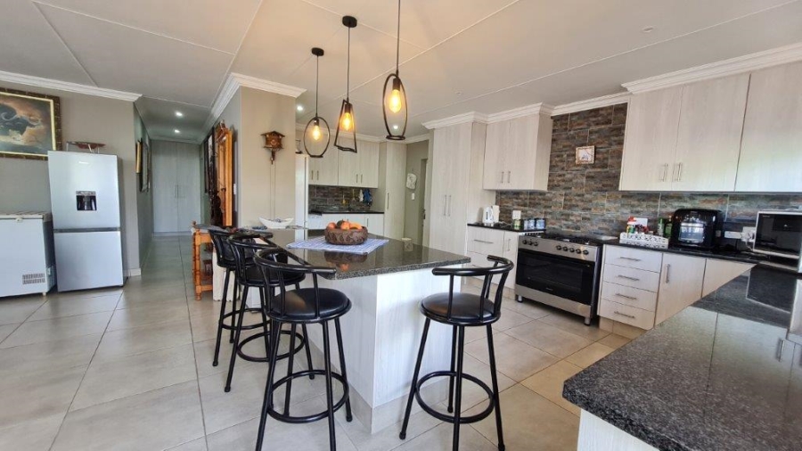 3 Bedroom Property for Sale in Dana Bay Western Cape